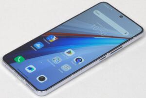 Обзор субфлагманского смартфона iQoo 13