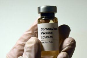 ВОЗ рекомендовала адаптировать новые бустеры вакцин от COVID-19 только к подвариантам XBB