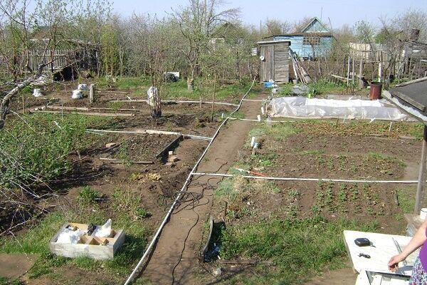 Как сделать водопровод на даче своими руками: правила прокладки, монтажа и обустройства