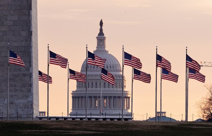 Cенат США не принял резолюцию, запрещающую Трампу атаковать Иран без одобрения конгресса
