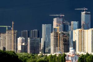 В РФ продажи жилой недвижимости рухнули почти на 40 процентов