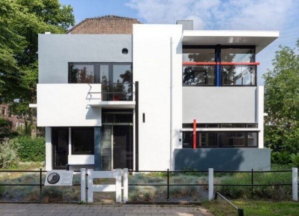 10 самых необычных домов знаменитостей