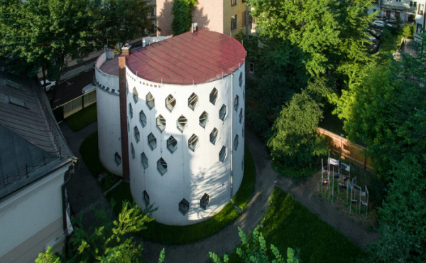 10 самых необычных домов знаменитостей