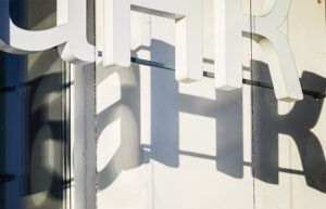 Под санкции 18-го пакета ЕС подпадают транзакции с 22 российскими банками и РФПИ