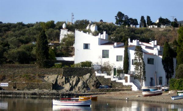 10 самых необычных домов знаменитостей