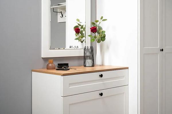 Зеркальная стена в прихожей Зеркальная стена в прихожей