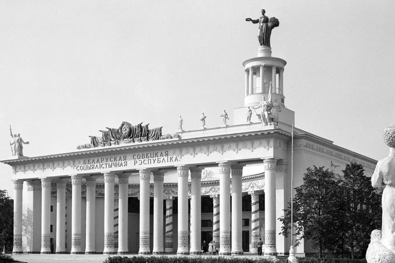 Эра сталинских высоток и восстановления городов: советский