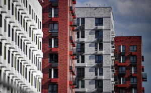 Юрист объяснил, что произойдет, если не платить взносы на капитальный ремонт